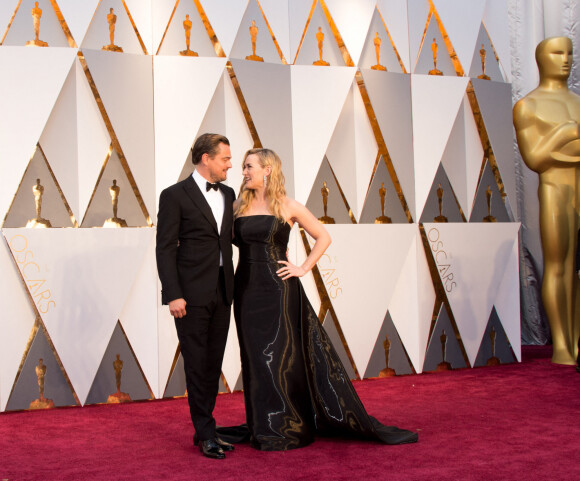 Leonardo DiCaprio et Kate Winslet - Arrivées à la 88ème cérémonie des Oscars à Hollywood, le 28 février 2016.