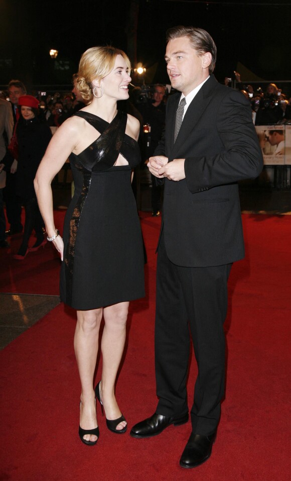 Kate Winslet and Leonardo DiCaprio - Avant-première des Noces Rebelles à Londres, le 18 janvier 2009. Credit: Davidson/GoffPhotos.com 