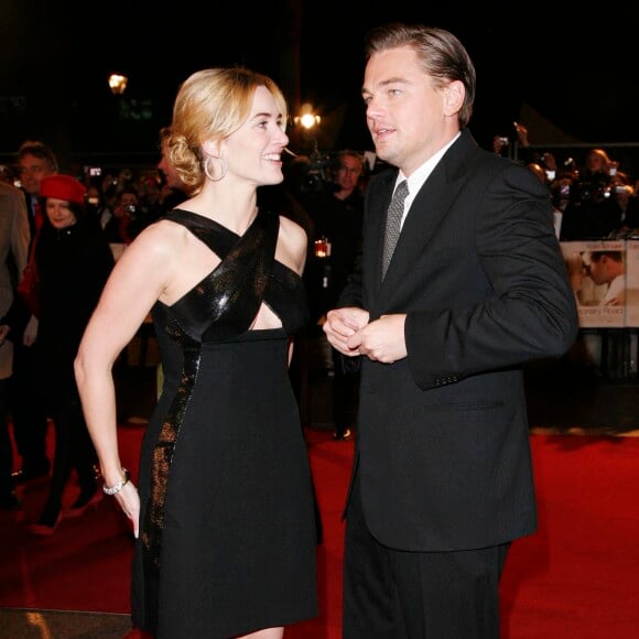 Kate Winslet and Leonardo DiCaprio - Avant-première des Noces Rebelles à Londres, le 18 janvier 2009. Credit: Davidson/GoffPhotos.com 