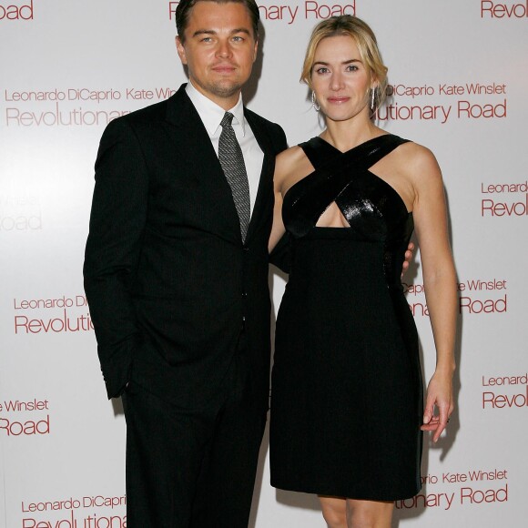 Kate Winslet and Leonardo DiCaprio - Avant-première des Noces Rebelles à Londres, le 18 janvier 2009. @ Davidson/GoffPhotos.com Ref: KGC-42/JD No UK Sales