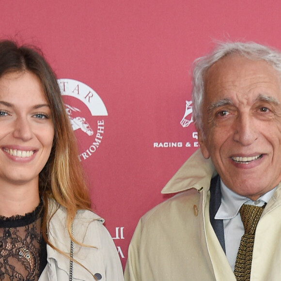 Gérard Darmon avec sa fille Sarah Darmon - 96e Qatar Prix de l'Arc de Triomphe à l'Hippodrome de Chantilly le 1er octobre 2017. © Coadic Guirec/Bestimage