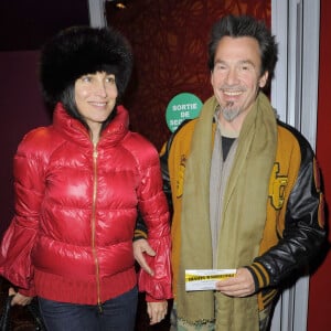 Florent Pagny et sa femme Azucena lors de la première du film Protéger et servir à Paris en 2010