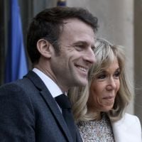 Brigitte Macron accusée d'être "une feignasse", la première dame réagit parfaitement