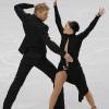 Isabelle Delobel et Olivier Schoenfelder, les représentants français pour l'épreuve de patinage artiste de danse imposée, lors de l'épreuve, le 19 février.