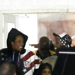 Exclusif - ASAP Rocky avec son fils et Jay Z quittent la finale du Super Bowl 57 à Glendale le 12 février 2023.