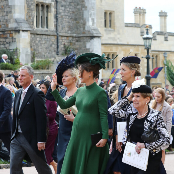 Pippa Middleton enceinte - Sorties après la cérémonie de mariage de la princesse Eugenie d'York et Jack Brooksbank en la chapelle Saint-George au château de Windsor, Royaume Uni, le 12 octobre 2018. 