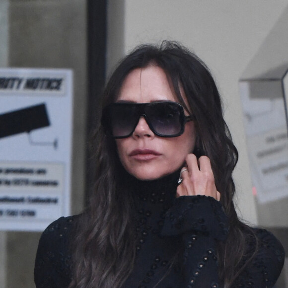 Victoria Beckham lors de l'hommage rendu à Vivienne Westwood et à son héritage en la cathédrale Southwark à Londres, Royaume Uni, le 16 février 2023.