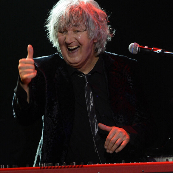 Jacques Higelin - Les 50 ans de France Inter a la Gaite Lyrique a Paris, le 8 decembre 2013.