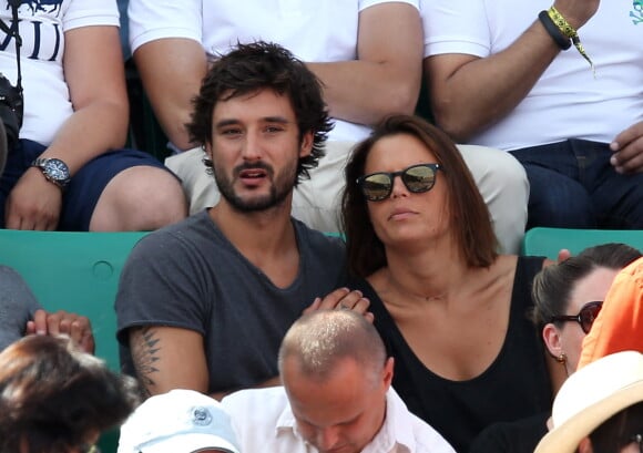 Laure Manaudou et son compagnon Jérémy Frérot (du groupe Fréro Delavega) - People dans les tribunes lors de la finale des Internationaux de tennis de Roland-Garros à Paris, le 7 juin 2015.