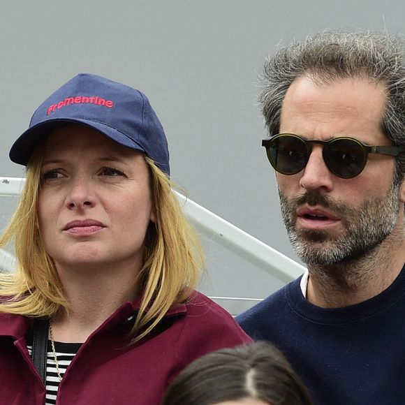 Charlie Bruneau et son compagnon Jean-Baptiste Pouilloux dans les tribunes lors des internationaux de tennis de Roland Garros à Paris, France, le 30 mai 2019. © Jean-Baptiste Autissier/Bestimage  Celebs attending the French Tennis Open at Roland Garros in Paris, France, on May 30, 2019. 