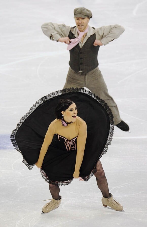 Isabelle Delobel et Olivier Schoenfelder en représentation lors du programme original, le 21 février 2010