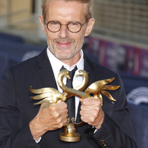 Il a acquis son moulin alors qu'il venait de traverser une épreuve difficile.
Lambert Wilson - 34e édition du festival du film de Cabourg, Journées Romantiques le 29 juin 2020. © Christophe Aubert via Bestimage 