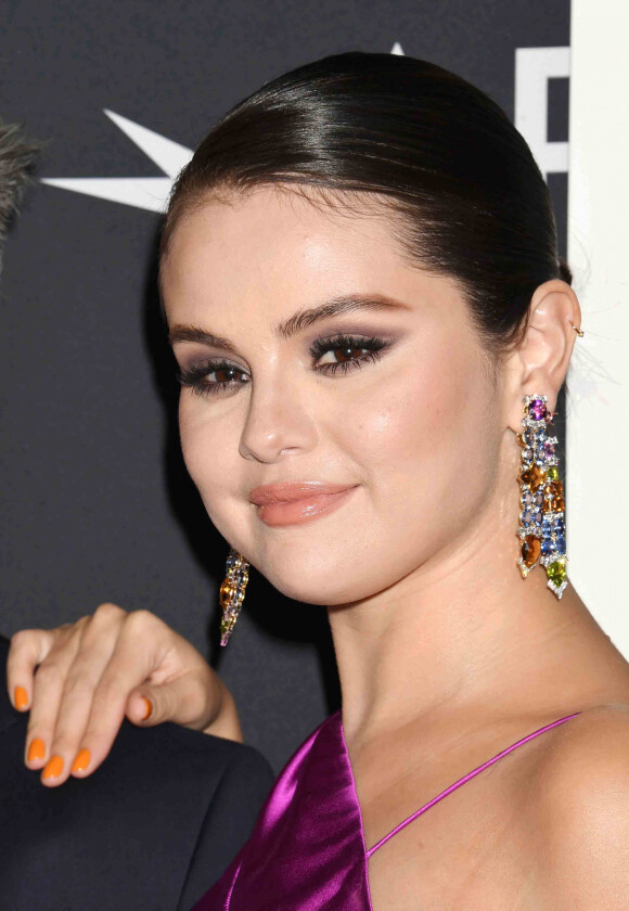 Selena Gomez a ensuite annoncé faire une nouvelle pause sur les réseaux sociaux...
Selena Gomez lors de la première du film "Selena Gomez, My mind and me" à Hollywood le 2 novembre 2022. 