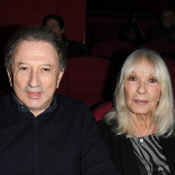 De terribles confidences de la part de l'époux de Dany Saval, à qui il dédicacait d'ailleurs cet ouvrage.
Exclusif - Michel Drucker et sa femme Dany Saval - Projections de deux séances exceptionnelles du film "Signé Furax" en hommage à Marc Simenon au cinéma Mac Mahon à Paris le 27 octobre 2019. © Coadic Guirec/Bestimage 