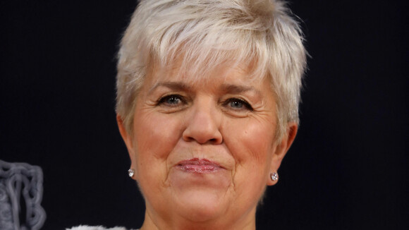 "C'était magnifique" : Mimie Mathy mise à l'honneur par la troupe des Enfoirés, elle "en pleure encore"