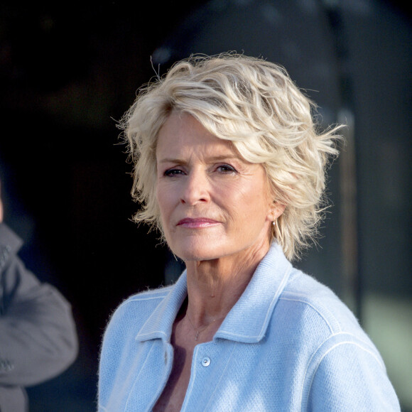 Sophie Davant est restée proche de lui mais vit désormais une belle histoire avec William Leymergie.
Sophie Davant sur le tournage de l'émission "Affaire conclue" aux Puces du Canal à Villeurbanne. Le 11 septembre 2022 © Sandrine Thesillat / Panoramic / Bestimage