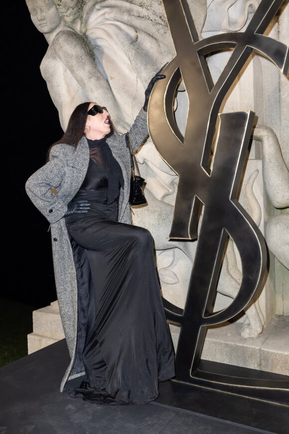 Rossy de Palma - Photocall du défilé de mode prêt-à-porter automne-hiver 2023/2024 "Saint Laurent" lors de la Fashion Week de Paris. Le 28 février 2023 © Olivier Borde / Bestimage