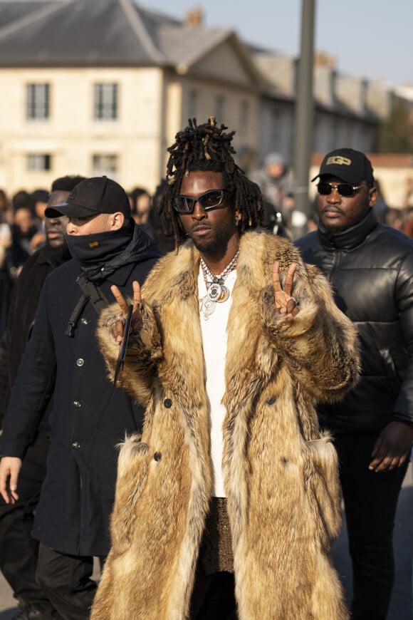 Saint Jhn - Défilé Givenchy prêt-à-porter automne-hiver 2023-2024 lors de la Fashion Week de Paris, le 2 mars 2023.