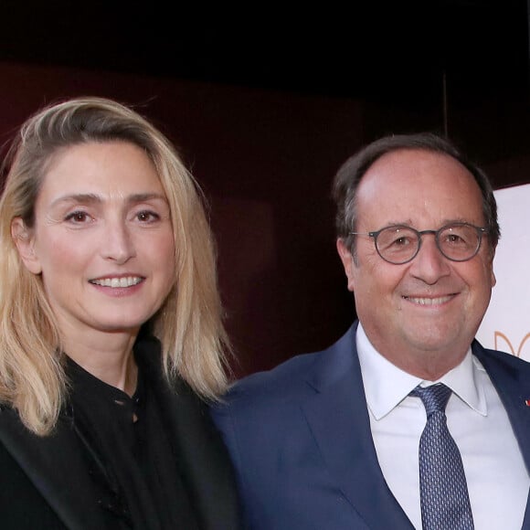 Dans le cas contraire, Julie Gayet aurait sûrement pardonné à son gros bébé, adopté avec François Hollande en 2014
Exclusif - François Hollande et sa femme Julie Gayet - Cocktail pour l'inauguration de la Brasserie " Madame Brasserie " au 1er étage de La Tour Eiffel à Paris. Le 22 Septembre 2022. © Bertrand Rindoff Petroff-Giancarlo Gorassini / Bestimage 