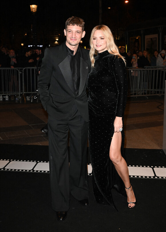 Niels Schneider et sa compagne Virginie Efira - Photocall au Fouquet's après la 48ème cérémonie des César à Paris © Coadic Guirec / Bestimage 