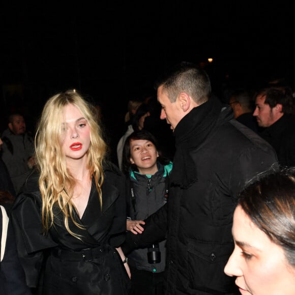 Elle Fanning - Défilé de mode prêt-à-porter automne-hiver 2023-2024 "Alexander McQueen" aux Invalides lors de la Fashion Week de Paris. Le 4 mars 2023. © Veeren-Christophe Clovis / Bestimage