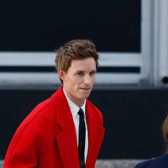 Eddie Redmayne - Défilé de mode prêt-à-porter automne-hiver 2023-2024 "Alexander McQueen" aux Invalides lors de la Fashion Week de Paris. Le 4 mars 2023. © Veeren-Christophe Clovis / Bestimage