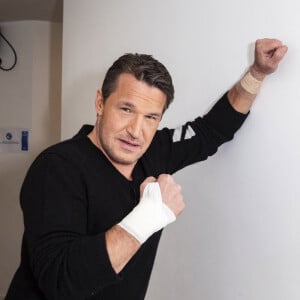 Exclusif - Benjamin Castaldi (la main bandée suite à une brulure grave) - Backstage de l'enregistrement de l'émission "A prendre ou à laisser" (APOAL), et de "Touche Pas à Mon Poste" (TPMP), présentée par C.Hanouna et diffusée en direct sur C8 le 20 janvier © Jack Tribeca / Bestimage