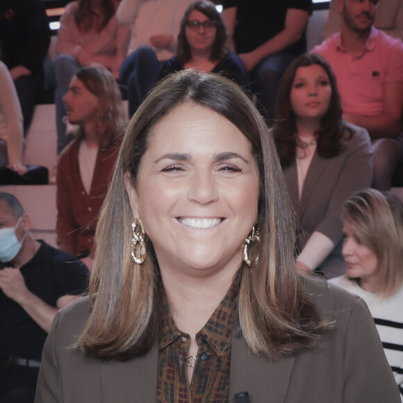 Exclusif - Valerie Benaim - Enregistrement de l'émission "TPMP (Touche Pas à Mon Poste)", présentée par C.Hanouna et diffusée en direct sur C8 le 26 janvier © Jack Tribeca / Bestimage 