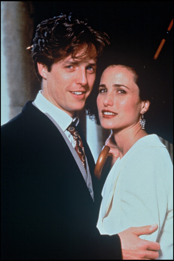 Hugh Grant et Andie MacDowell sur le tournage de Quatre Mariages et un enterrement en 1991