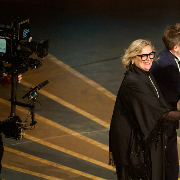 Hugh Grant et Andie MacDowell ont remis l'Oscar des Meilleurs décors @ ABACA