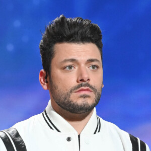 Kev Adams - Les personnalités se mobilisent lors de la 36ème édition du Téléthon sur le plateau de France 2, avec pour parrain K.Adams, le 3 décembre 2022. © Coadic GUIREC / Bestimage