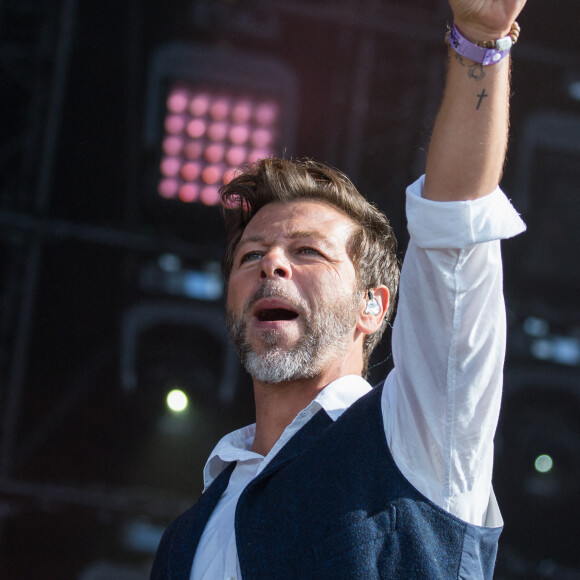 Christophe Mae - Les concerts de la fête de l'humanité 2022 sur la Base 217 du Plessis-Pâté, Brétigny sur Orge le 11 septembre 2022. 