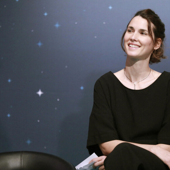 Mais elle ne compte pas se laisser aller pour autant !
Eglantine Eméyé - Soirée de remise de prix des documentaires lors de la 24ème édition du Festival des Créations TV au Casino de Luchon. Le 10 février 2022 © Christophe Aubert via Bestimage 