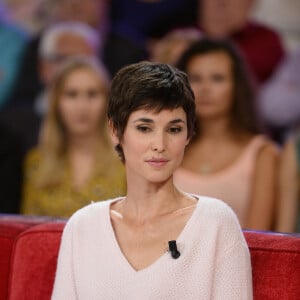 Info - Églantine Emeyé a perdu son fils Samy - Eglantine Éméyé - Enregistrement de l'émission "Vivement Dimanche" à Paris le 7 octobre 2015 et qui sera diffusée le 11 Octobre 2015. - Invité principal Jean-Marie Bigard