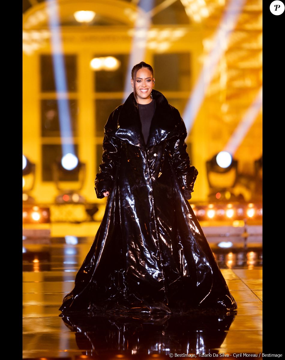 Exclusif - Amel Bent - Enregistrement de l'émission "La grande soirée du 31 à Fontainebleau" au Château de Fontainebleau, diffusée le 31 décembre sur France 2 © Tiziano Da Silva-Cyril Moreau / Bestimage