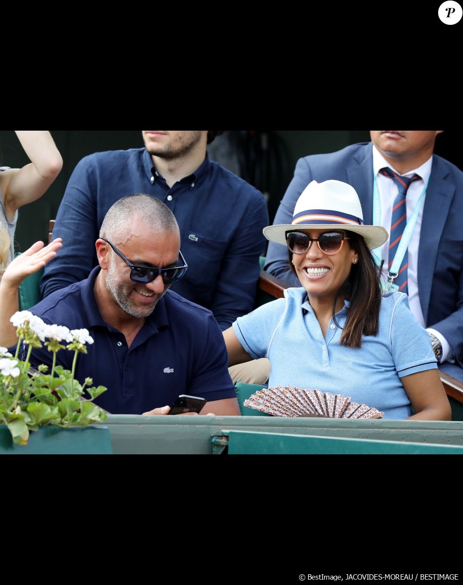Amel Bent et son mari Patrick Antonelli dans les tribunes des internationaux de tennis de Roland Garros à Paris, France, le 3 juin 2018. © Dominique Jacovides - Cyril Moreau/Bestimage