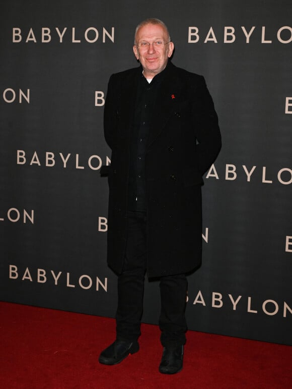 Jean-Paul Gaultier à la première du film "Babylon" au cinéma Le Grand Rex à Paris, France, le 14 janvier 2023. © Coadic Guirec/Bestimage 