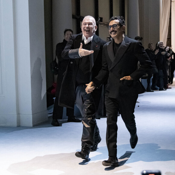 Les stylistes Jean-Paul Gaultier et Haider Ackermann lors de leur défilé "Collection Haute Couture Printemps/Eté 2023" lors de la Fashion Week de Paris (PFW), le 25 janvier 2023. 