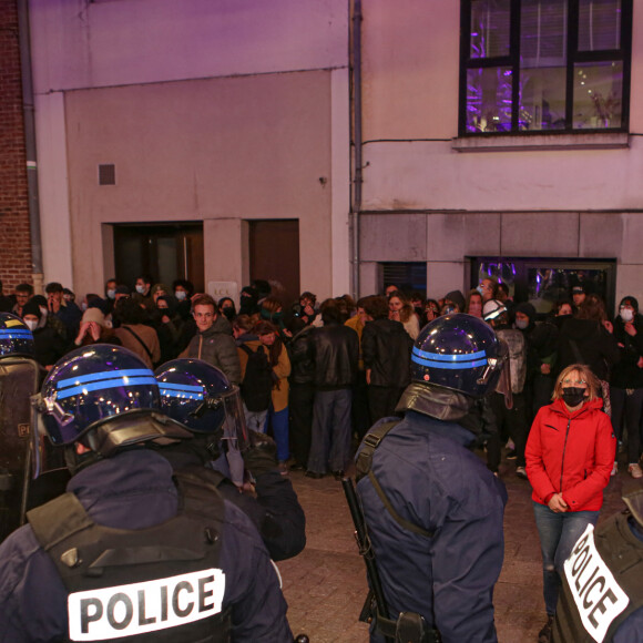 Le festival Séries Mania annulé à cause des manifestants contre la réforme des retraites, l'actrice Marcia Cross évacuée. Lille le 21 mars 2023.© Stephane Vansteenkiste / Bestimage 
