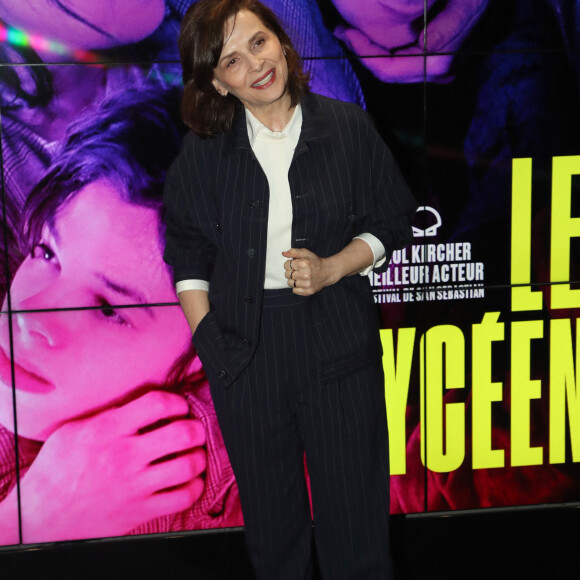 Juliette Binoche - Personnalités à la première du film "Le lycéen" au cinéma UGC Ciné Cité Les Halles à Paris. Le 17 novembre 2022 © Bertrand Rindoff Petroff / Bestimage