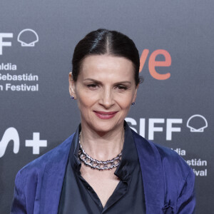 Juliette Binoche - Arrivées à la première du film "Le lycéen" lors du 70ème Festival International du film de San Sebastian (Saint-Sébastien), Espagne, le 19 septembre 2022. 
