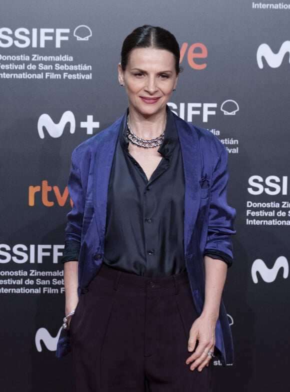 Juliette Binoche - Arrivées à la première du film "Le lycéen" lors du 70ème Festival International du film de San Sebastian (Saint-Sébastien), Espagne, le 19 septembre 2022. 