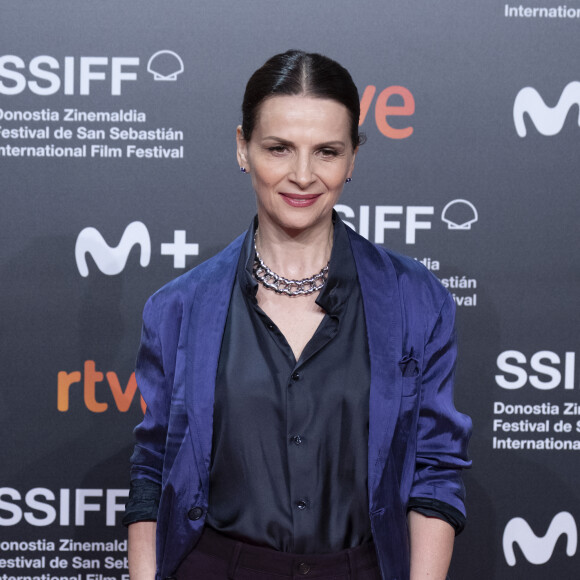 Juliette Binoche - Arrivées à la première du film "Le lycéen" lors du 70ème Festival International du film de San Sebastian (Saint-Sébastien), Espagne, le 19 septembre 2022. 