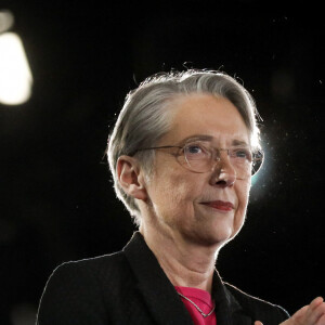 La première ministre, Elisabeth Borne lors du congrès du parti de centre-droit français Horizons, au Parc Floral, à Paris, France, le 25 mars 2023. © Stéphane Lemouton/Bestimage 