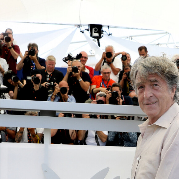 François Cluzet au photocall de "Mascarade" lors du 75ème Festival International du Film de Cannes, le 28 mai 2022. © Dominique Jacovides / Bestimage 