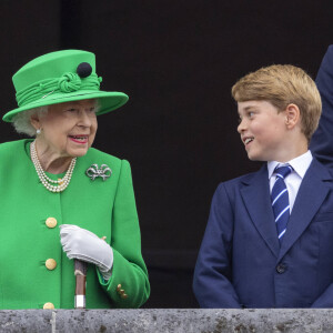 La reine Elisabeth II d'Angleterre, Le prince George de Cambridge - Jubilé de platine de la reine Elisabeth II d'Angleterre à Bukingham Palace à Londres, le 5 juin 2022. 
