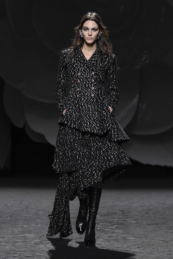 Vittoria Ceretti - Défilé de mode prêt-à-porter automne-hiver 2023/2024 "Chanel" lors de la fashion week de Paris. Le 7 mars 2023