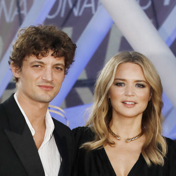 Niels Schneider et sa compagne Virginie Efira - Arrivées des personnalités pour la cérémonie en hommage au réalisateur américain J.Gray donnée lors du 19ème Festival International du Film de Marrakech le 12 novembre 2022. © Denis Guignebourg / Bestimage 