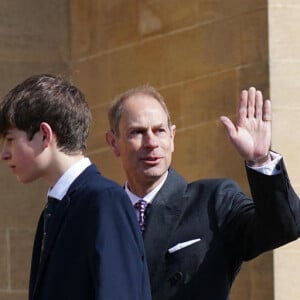 Le prince Edward, duc d'Edimbourg, la duchesse d'Edimbourg - La famille royale du Royaume Uni arrive à la chapelle Saint George pour la messe de Pâques au château de Windsor le 9 avril 2023.