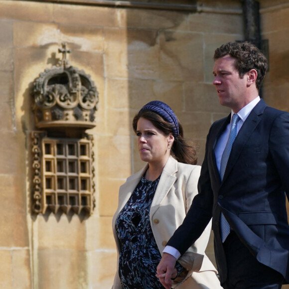 La princesse Eugenie d'York (enceinte) et son mari Jack Brooksbank - La famille royale du Royaume Uni arrive à la chapelle Saint George pour la messe de Pâques au château de Windsor le 9 avril 2023.
